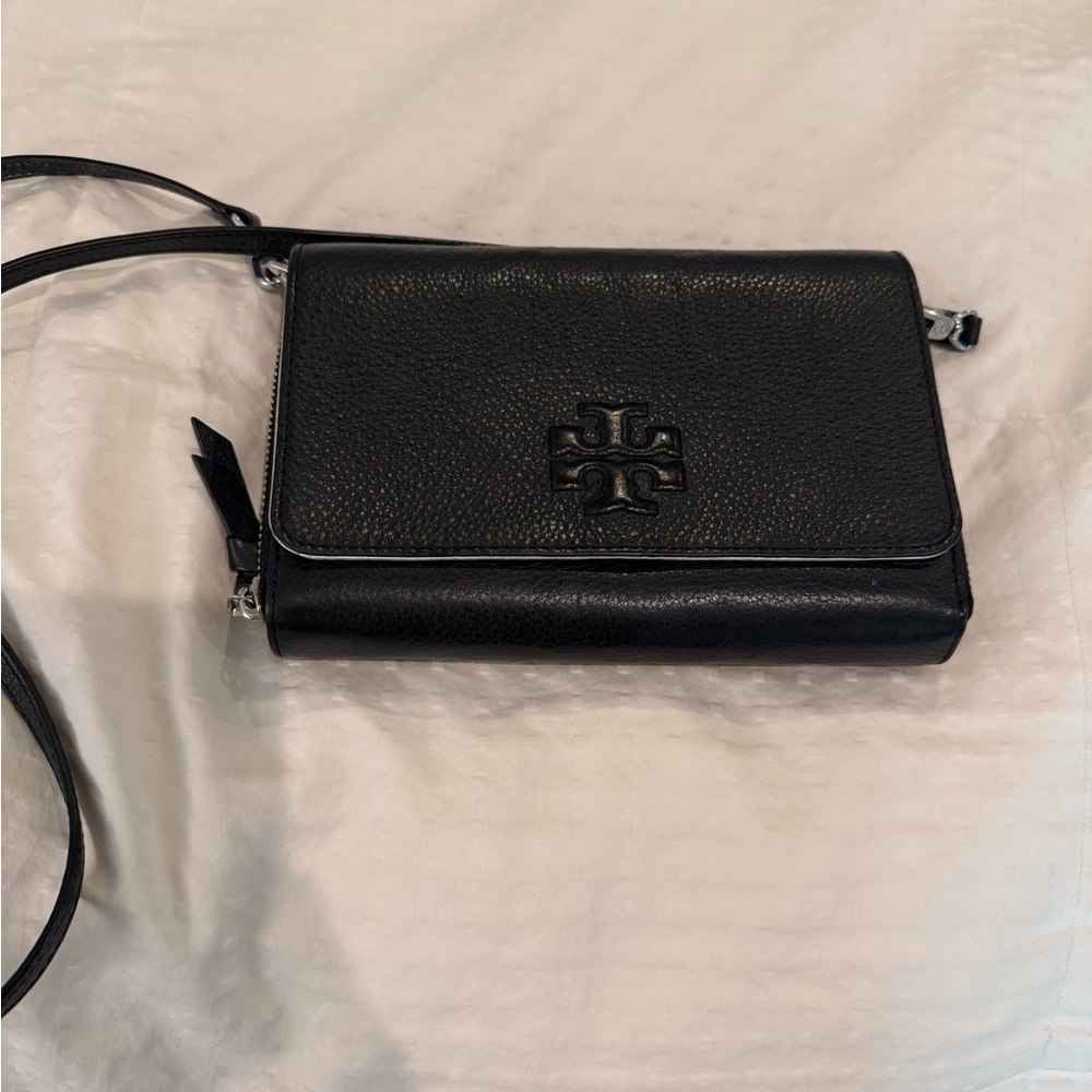 Tory Burch Leather Wallet Crossbody